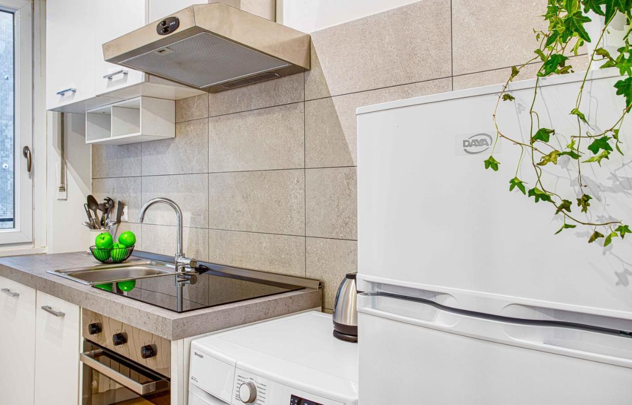 ミラノJoivy Warm And Inviting Flat With Balconyアパートメント エクステリア 写真