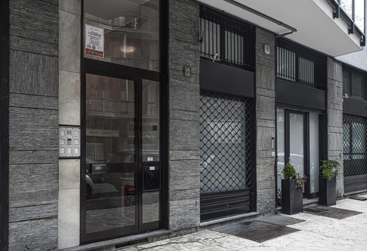 ミラノJoivy Warm And Inviting Flat With Balconyアパートメント エクステリア 写真