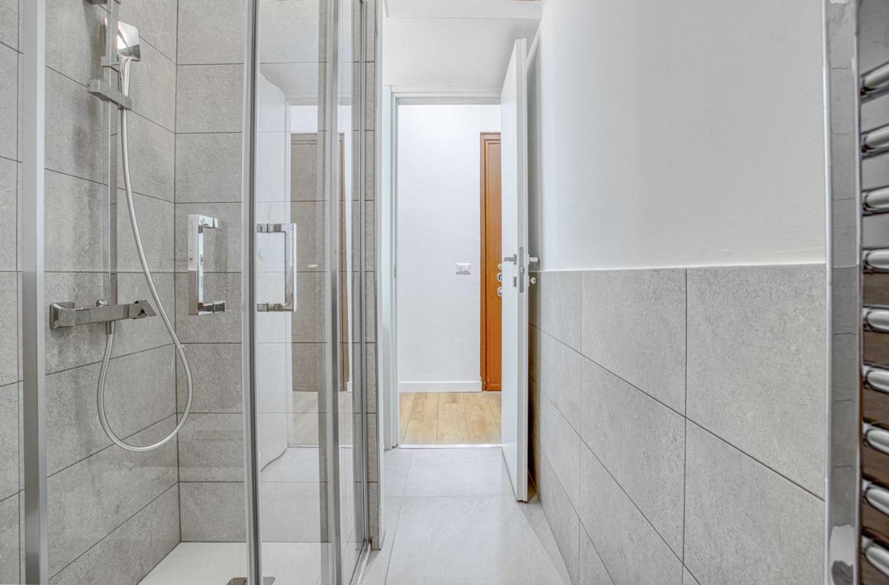 ミラノJoivy Warm And Inviting Flat With Balconyアパートメント エクステリア 写真