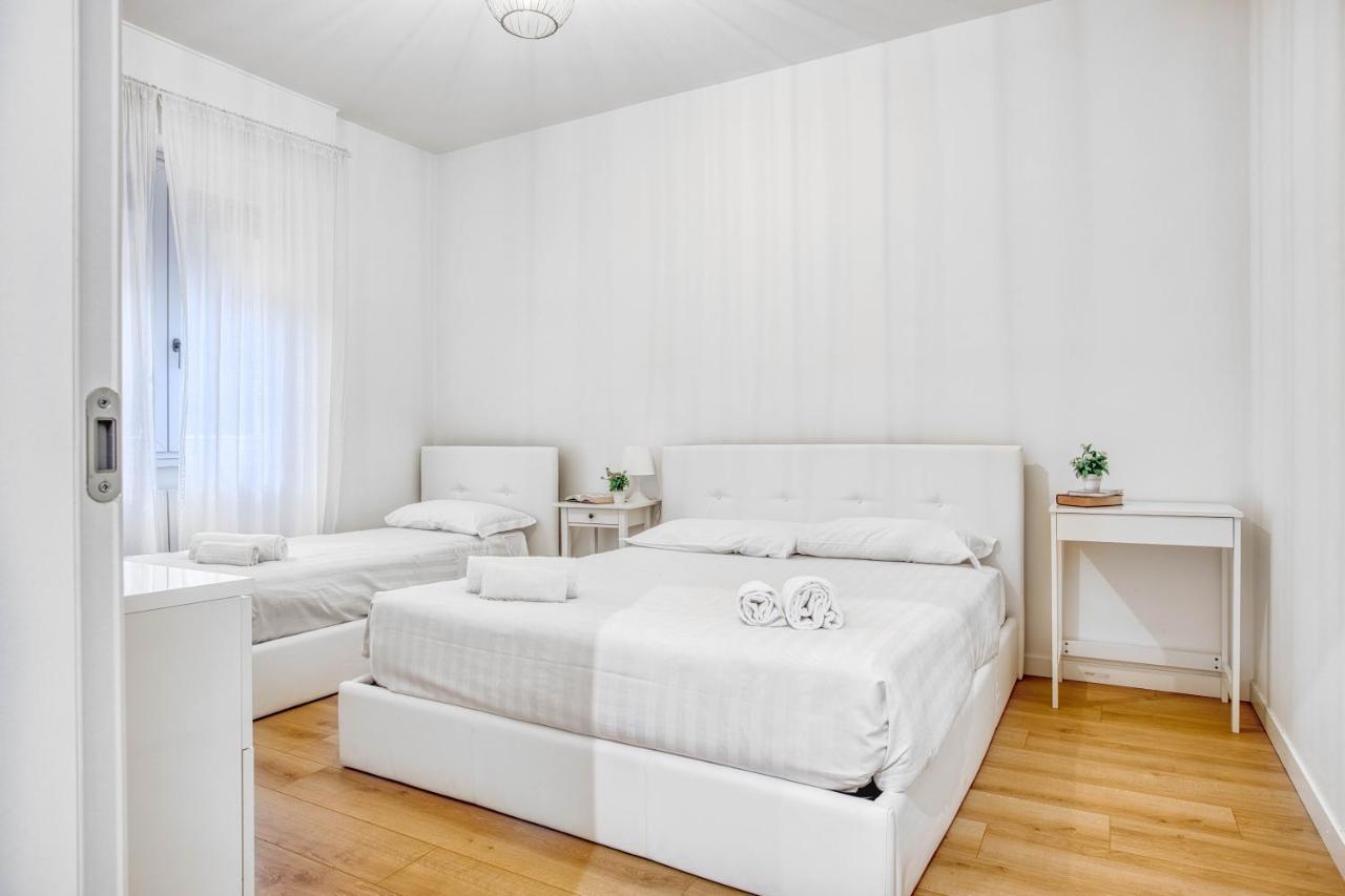 ミラノJoivy Warm And Inviting Flat With Balconyアパートメント エクステリア 写真